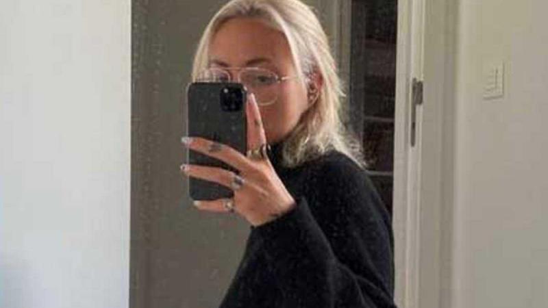 Jitske Van de Veire antwoordt met gewaagde foto op hater die haar «lesbische trut» noemt