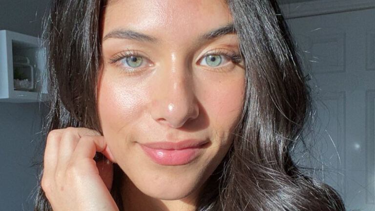 TikTokster poseert met haar knappe mama: “Zo weet iedereen dat ik later ook sexy zal zijn” (video)