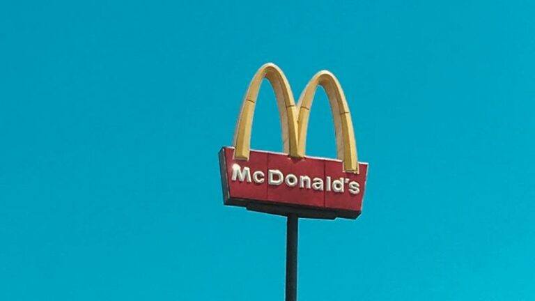 Deze McDonald’s heeft een ingenieuze oplossing bedacht voor klanten met overgewicht