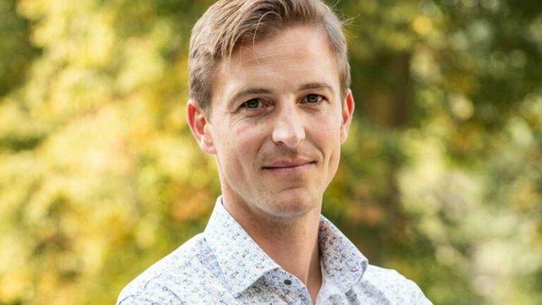 Django uit ‘De Bachelorette’ heeft de liefde gevonden: «Ik dacht: ik zal eens een berichtje sturen» (foto)