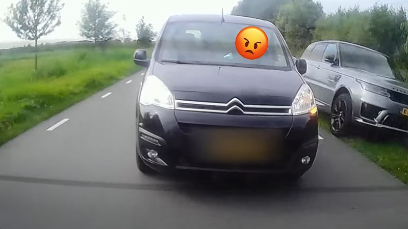 Bumperklever gaat tot het uiterste én zoekt de confrontatie op. Maar medeweggebruiker is bij de pinken! (video)