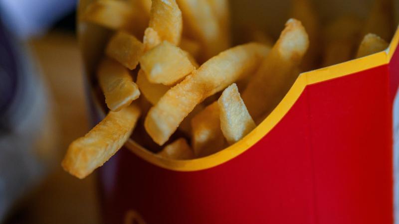 Fastfoodrestaurants rond scholen zorgen voor ernstige toename van kinderen met overgewicht