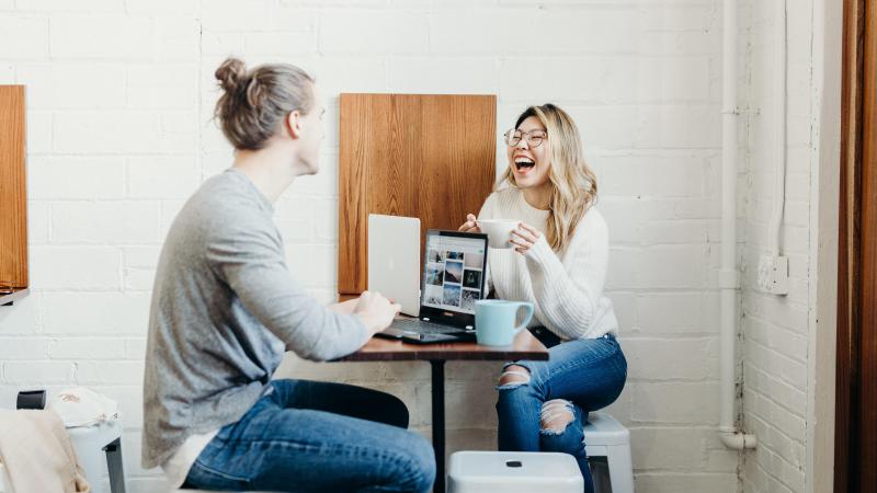 Klagen jij en je collega’s over je werk? Dan ben je gezond bezig
