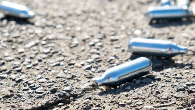Een op de vijf jonge bestuurders rijdt maandelijks na druggebruik