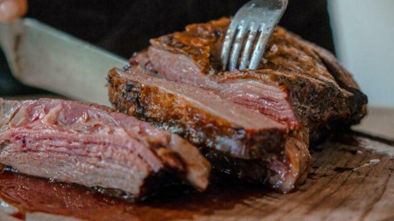 Stukje kip, varken of lam? Franse restaurants moeten binnenkort herkomst vlees aantonen