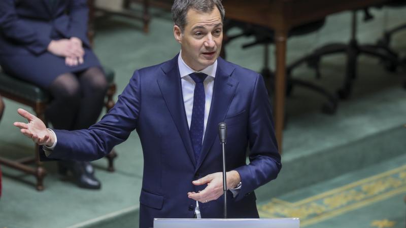 De Croo: «Samenleving niet laten kapen door wie het luidst roept of de boel kort en klein slaat»