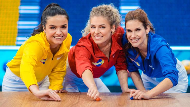 Julia verontwaardigd nadat Hanne en Marthe DIT doen: «Het is gedaan, K3 stopt!» (video)