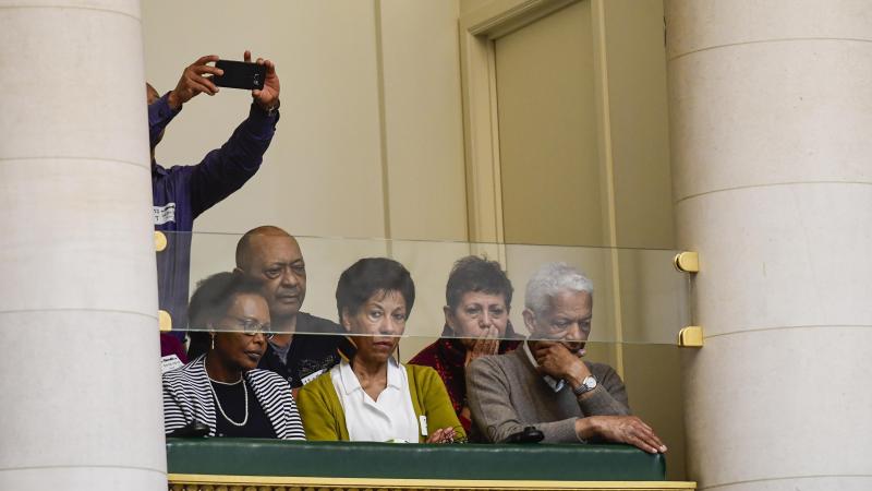 Na 60 jaar oplossing gevonden voor ontbrekende geboorteakten metiskinderen: «Eindelijk herstel van onze identiteit»