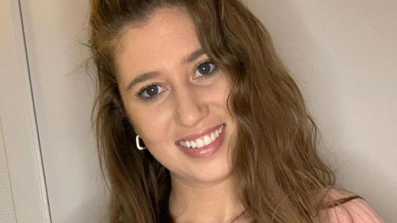 ‘Temptation’-Delphine heeft nieuwe vriend en deelt liefdevolle foto van hun tweetjes