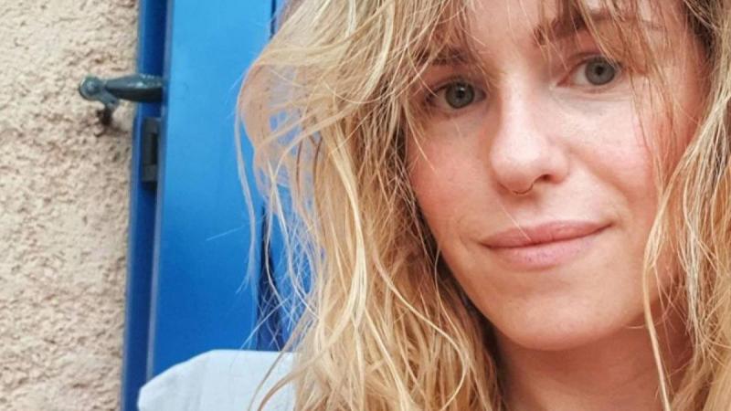 Josje Huisman (ex-K3) doet ‘stomende’ fotoshoot in douche: «Je ziet er beeldig uit!»