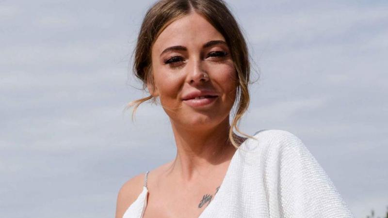 Tatjana uit ‘De Bachelor’ poseert poedelnaakt voor valentijn: «Wow, zo mooi!» (foto)