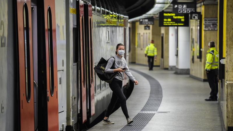 NMBS legt treinverkeer grotendeels stil in de namiddag door storm Eunice