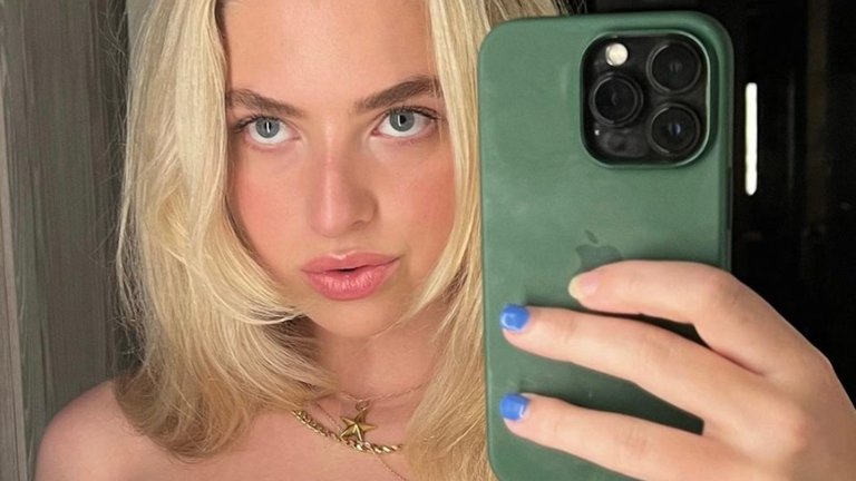 Dochter van Oasis-zanger Noel Gallagher verbaast fans met pikante selfie: “Je ziet er prachtig uit” (foto)