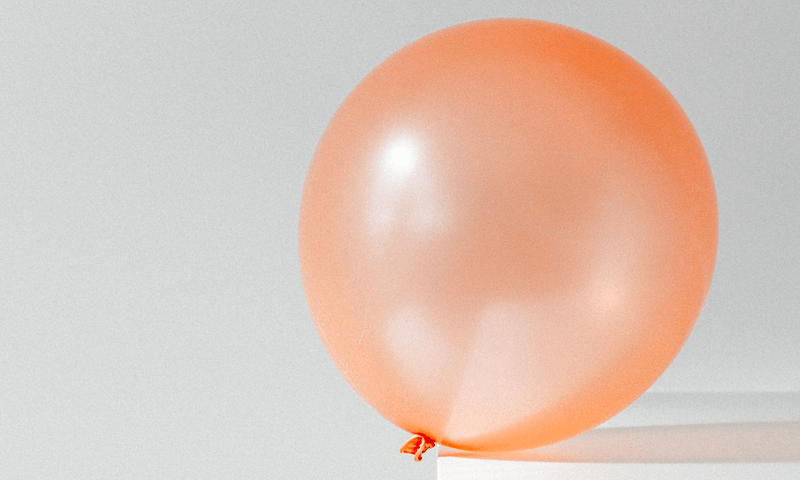 Man voelt zich seksueel aangetrokken tot… ballonnen: “Als ik ze kus, dan voelt dat hemels”