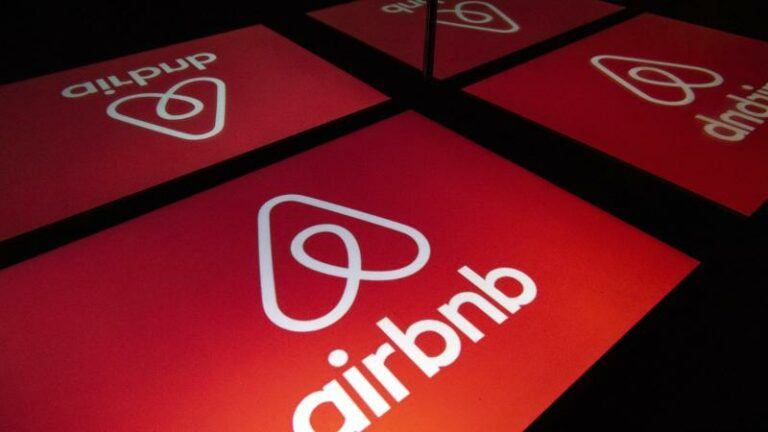 Duizenden gasten boeken Airbnb’s in Oekraïne zonder er te willen slapen: «Geloof in mensheid is hersteld»
