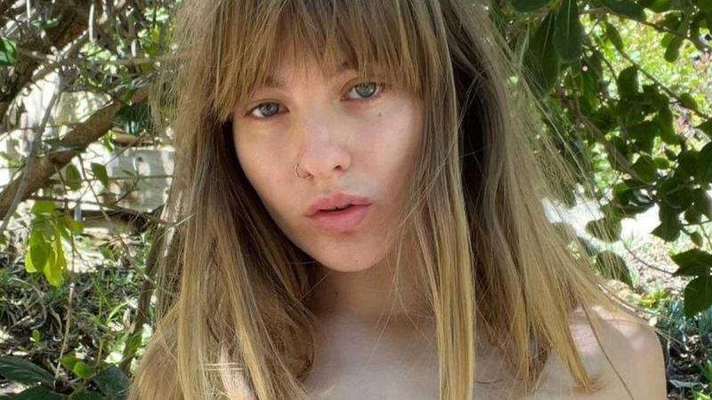 Måneskin-bassiste daagt Instagram uit met naaktfoto: «Hopelijk word ik niet gerapporteerd!»