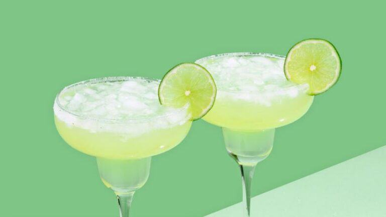 SCHOL. Vier Margarita March met drie heerlijk zonnige cocktails