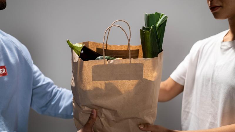 Klusjesapp brengt helpers in contact met mensen met ondersteuningsnood voor oppas, vervoer of een babbel