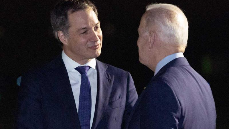 Alexander De Croo: «We zullen alles doen om Rusland te verzwakken»