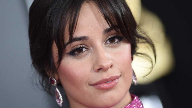Camila Cabello waagt zich op straat in weinig verhullende outfit: «Hoe kan je zo mooi zijn?!» (foto)