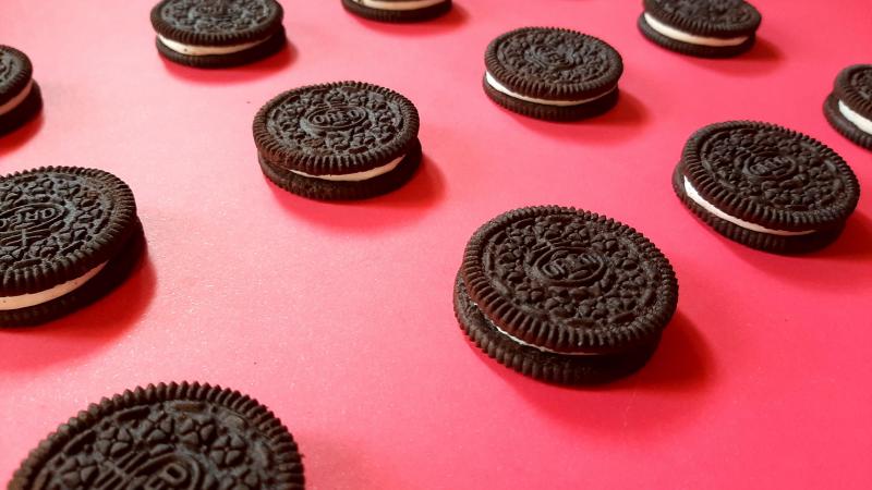 Wetenschapper onderzoekt manier om Oreo perfect in twee te kunnen splitsen