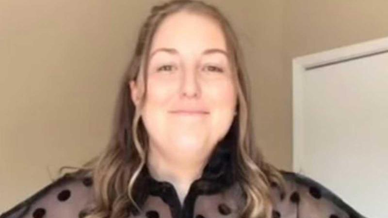 Vrouw bestelt kleedje, maar beseft achteraf dat het wel héél doorzichtig is… (video)