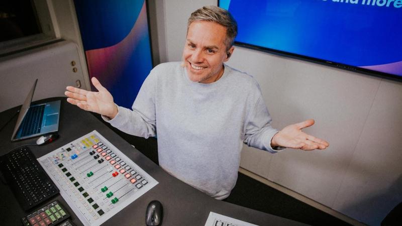 Raadkamer Gent stelt zaak-‘Eveline’, rond gelekte naaktfoto’s BV’s, onbepaald uit