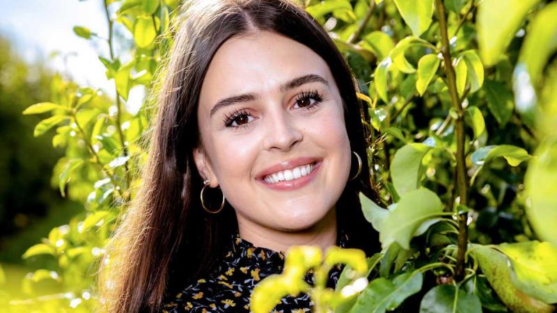 Emi uit ‘Boer zkt Vrouw’ openhartig: «We wilden allebei kussen op dat moment»