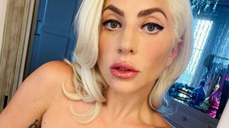 Lady Gaga overladen met complimenten op bikinifoto: «Knapste vrouw ter wereld!»