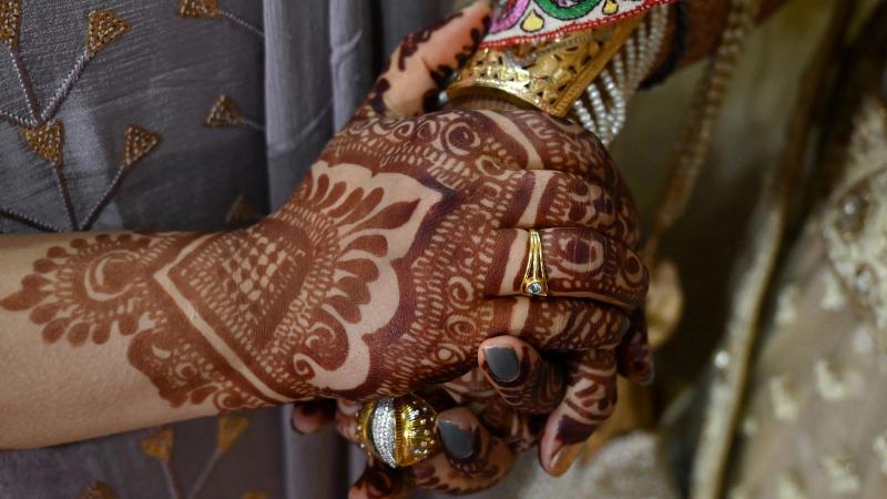 Debat over polygamie laait op in India nadat vrouw naar rechtbank trekt: «Ongrondwettelijk en barbaars»