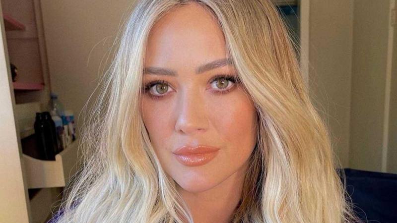 Hilary Duff poseert poedelnaakt in magazine: «Ik wist dat dit me angst zou inboezemen»