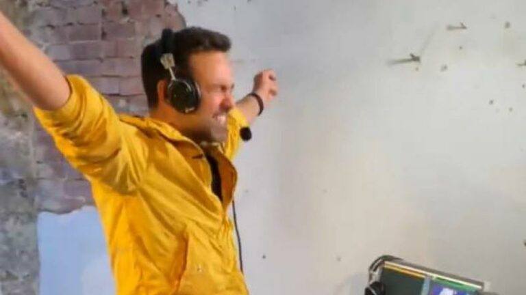 Emotionele beelden van dolgelukkige Oekraïense Eurosongpresentator in bunker gaan viraal (video)