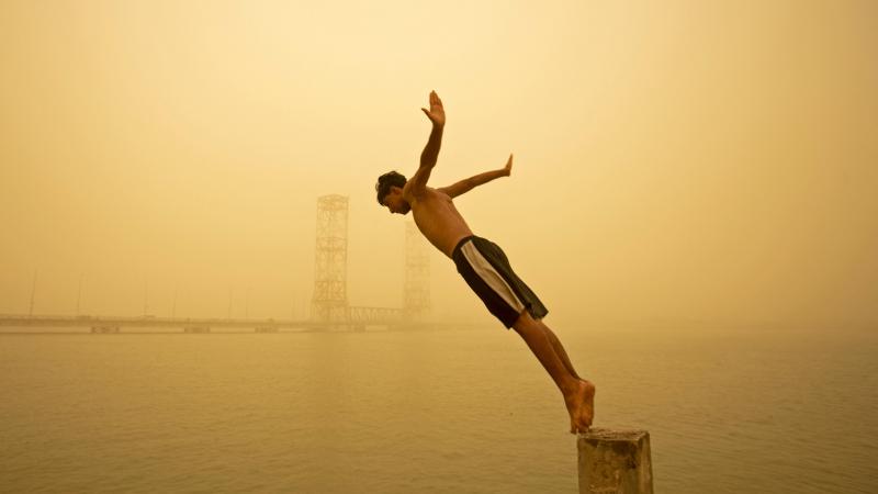 IN BEELD. Saoedi-Arabië en Irak geteisterd door extreme zandstorm