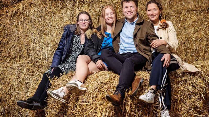 Kandidate uit ‘Boer zkt Vrouw’ stond ongevraagd voor deur van Cyriel: «Een beetje een rare situatie»