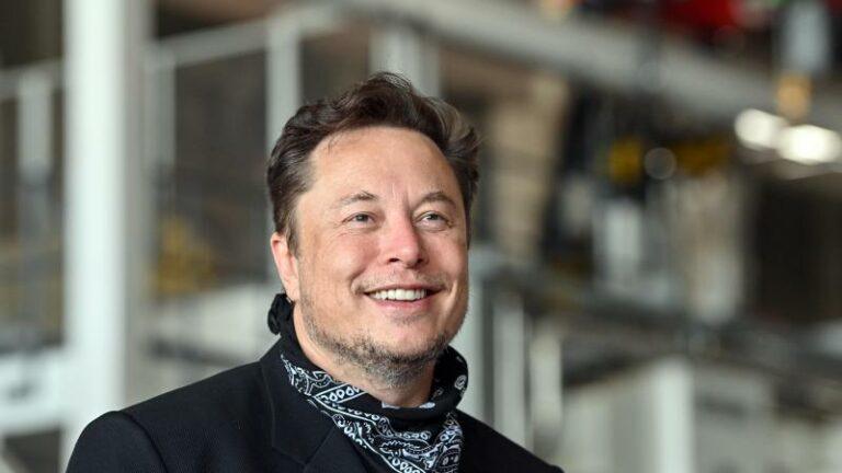 Vermogen Elon Musk keldert in bijna twee maanden met 100 miljard