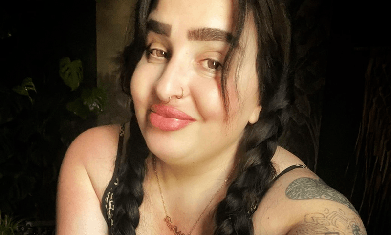 Mama ontdekt door zwangerschap dat ze een tweede ‘kleiner geslachtsdeel’ heeft (foto’s)