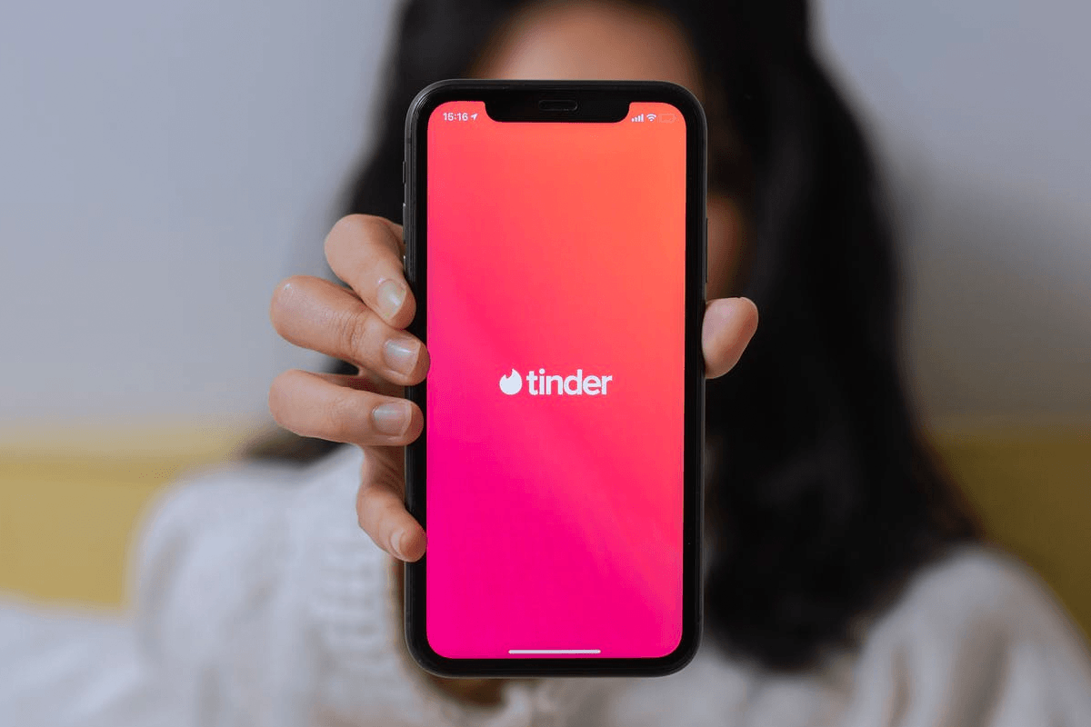 Dames en heren, dit zijn de grootste afknappers op Tinder!