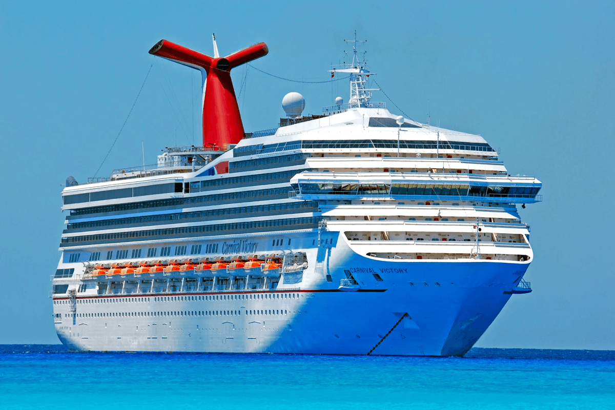 BIZAR! Cruise betaalt reizigers volledig terug… als ze verdwijnen in Bermudadriehoek!