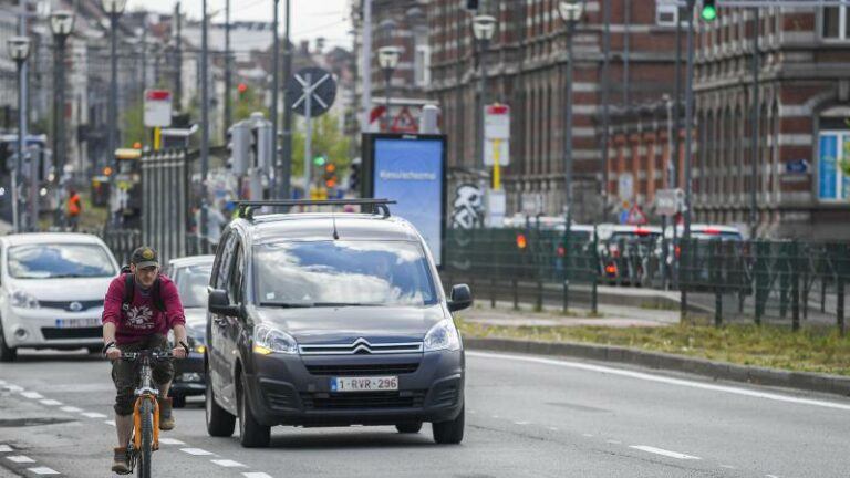 Groen wil dat alle moordstrookjes verdwijnen tegen eind 2027 ondanks stevig prijskaartje