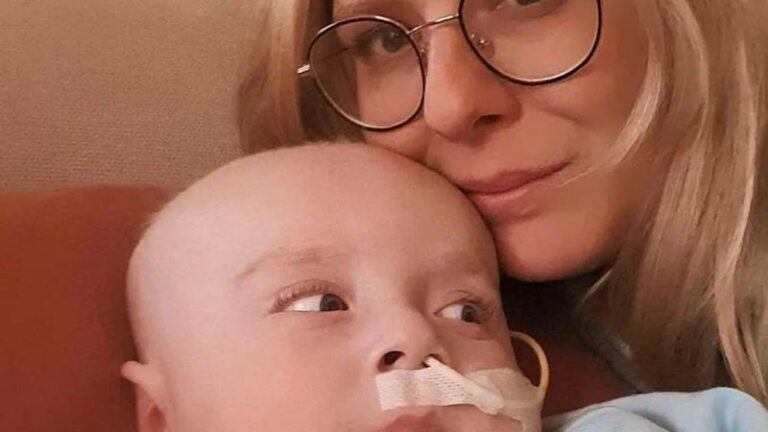 Baby William overleden aan zeldzame ziekte: «Woorden schieten tekort, we zijn gebroken»