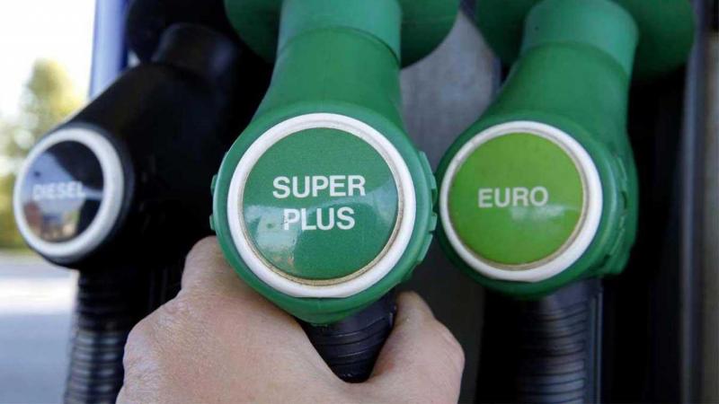 EINDELIJK! Benzine wordt vrijdag een stuk goedkoper