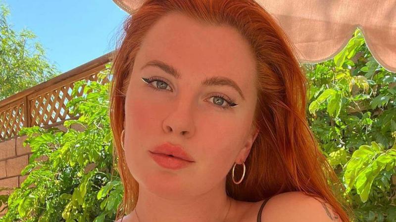 Dochter van Alec Baldwin deelt poedelnaakte vakantiefoto: «Wat een prachtig lichaam!»