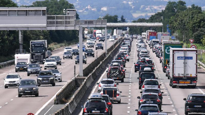 Brandstofprijzen houden Vlaming niet tegen om voor autovakantie te kiezen: VAB waarschuwt voor files