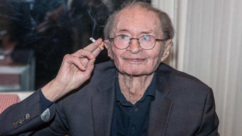 Nederlandse schrijver Remco Campert op 92-jarige leeftijd overleden