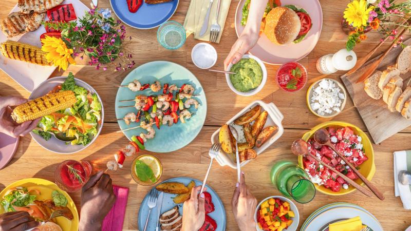 Niet enkel brochettes: 36% van de Vlamingen is de afgelopen jaren met groenten gaan barbecueën