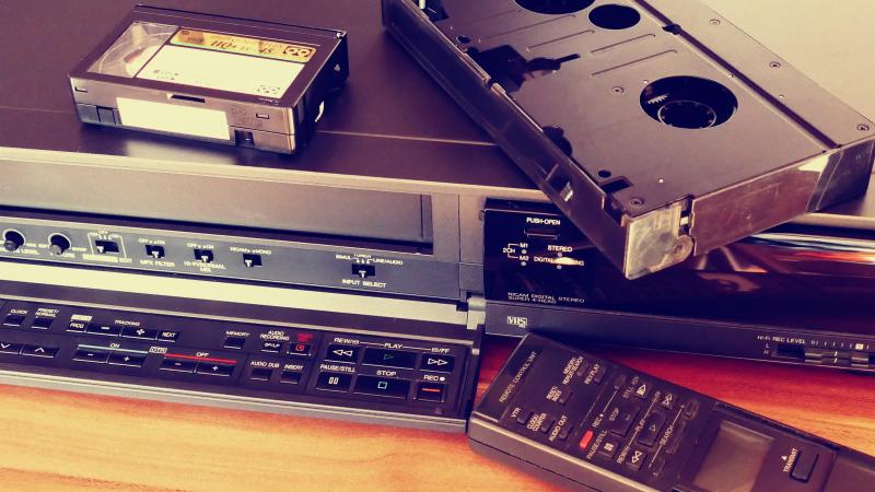 DAAROM gooi je VHS-videobanden maar beter niet weg