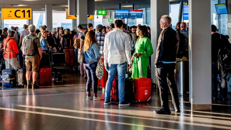 Met het vliegtuig op reis? Zo vermijd je chaos op de luchthaven
