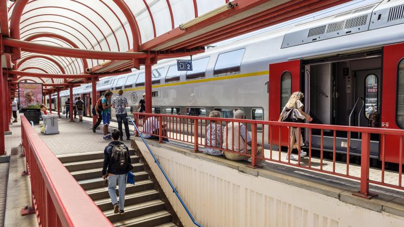 CRB pleit voor betere monitoring stiptheid treinen en differentiatie in fietstarieven