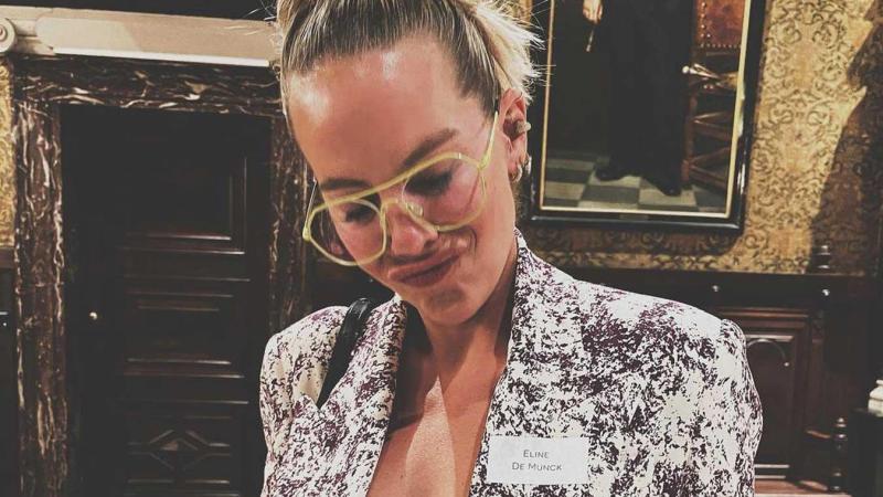 Eline De Munck bezoekt Antwerps stadhuis in uitdagende outfit: «Ze mogen gezien worden» (foto)