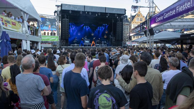 Drukste Gentse Feestendag in jaren: bier uitgeput aan Sint-Baafs, maar weinig incidenten